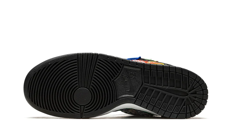 SB Dunk Low Neckface