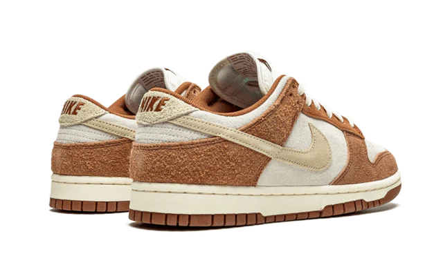 Dunk Low Medium Curry