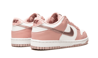 Dunk Low Pink Velvet