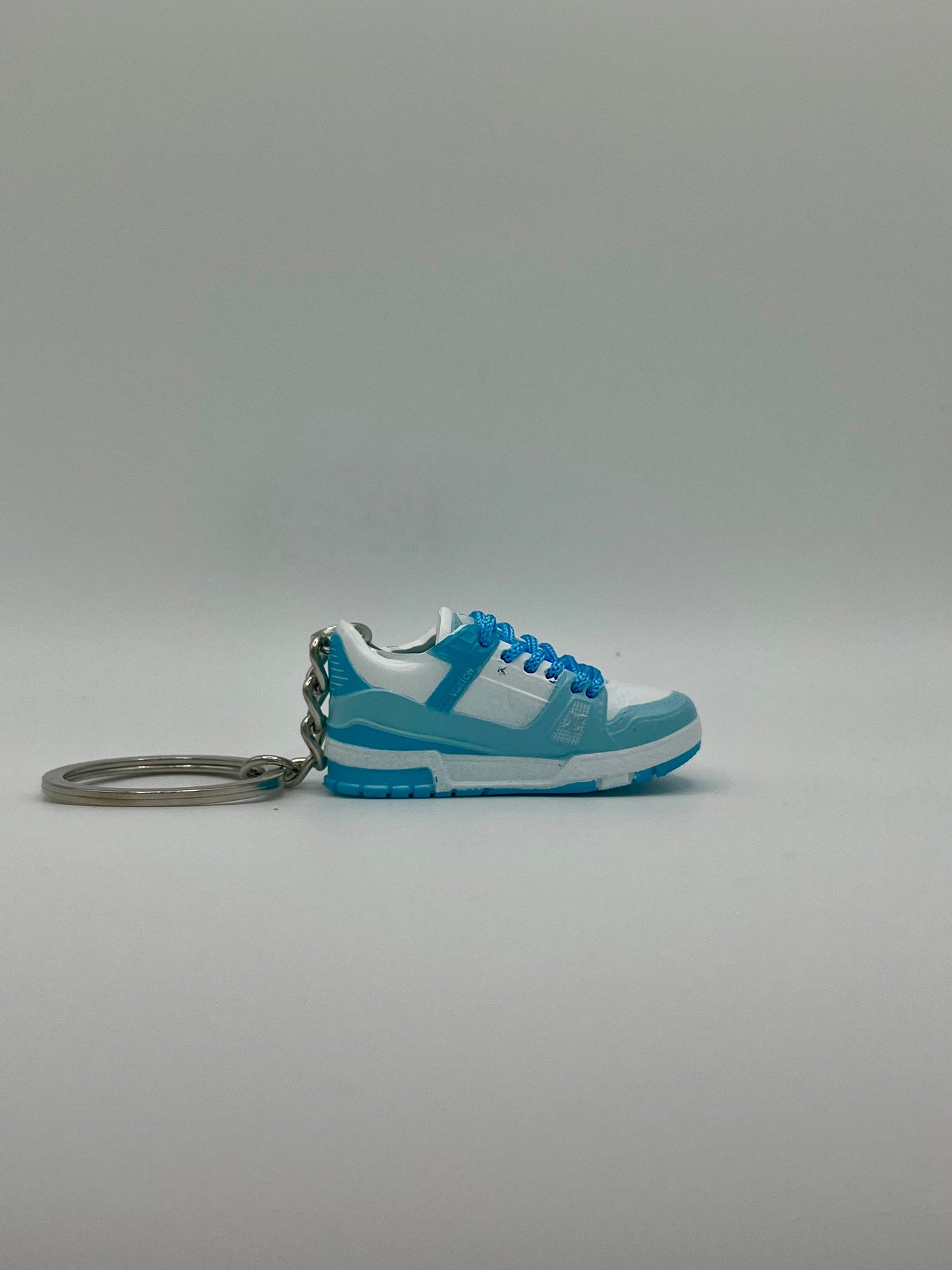 Louis Vuitton Trainer UNC